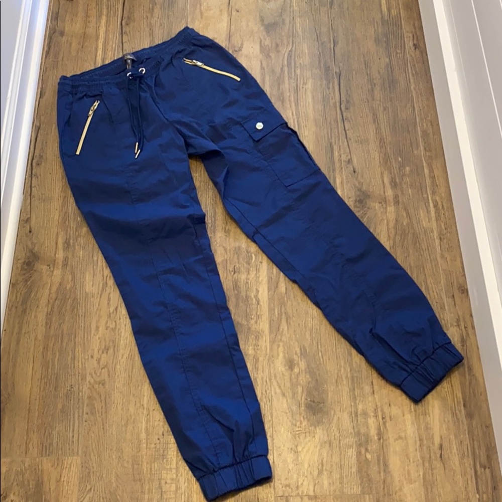 Jaanuu XS Navy joggers scrub pants